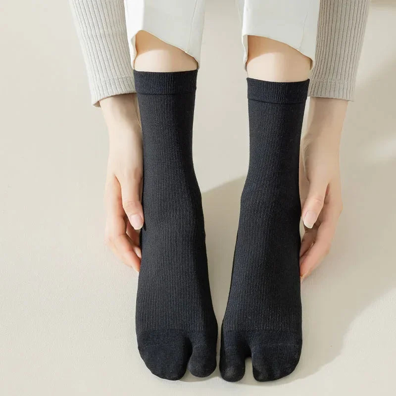 JAPANEES STYLE SOCKS FOR WOMEN AND MEN