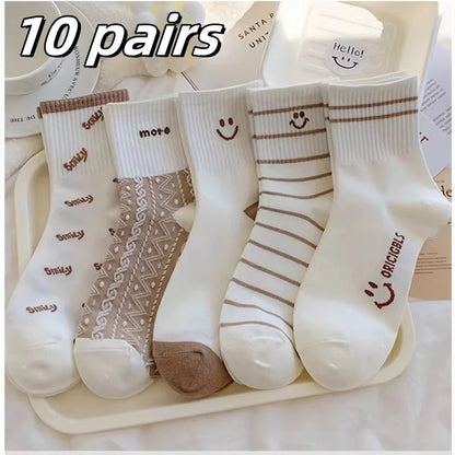 10 Pairs Women Cartoon Patterned Socks Trendy