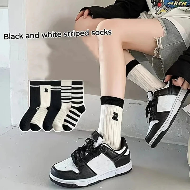 10 Pairs Women Cartoon Patterned Socks Trendy