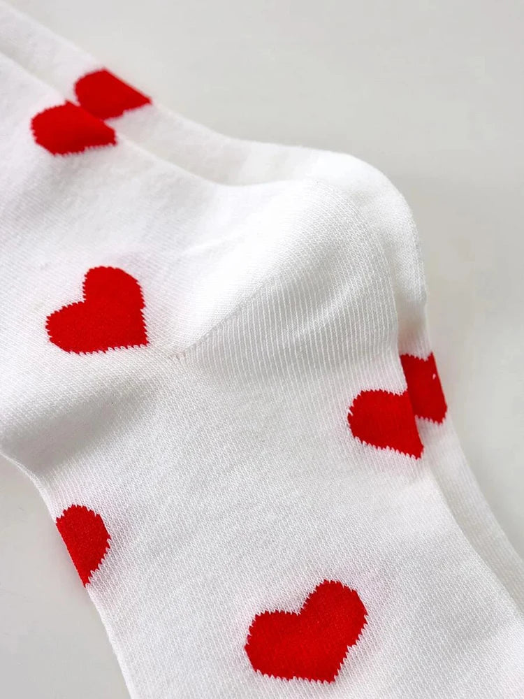 Women Heart-Shaped Round Neck Socks