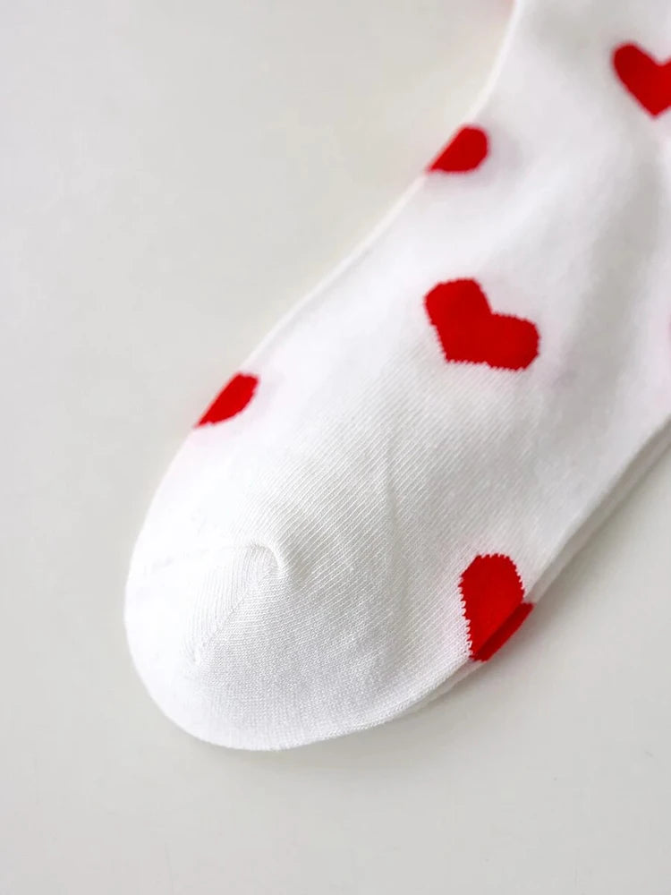 Women Heart-Shaped Round Neck Socks