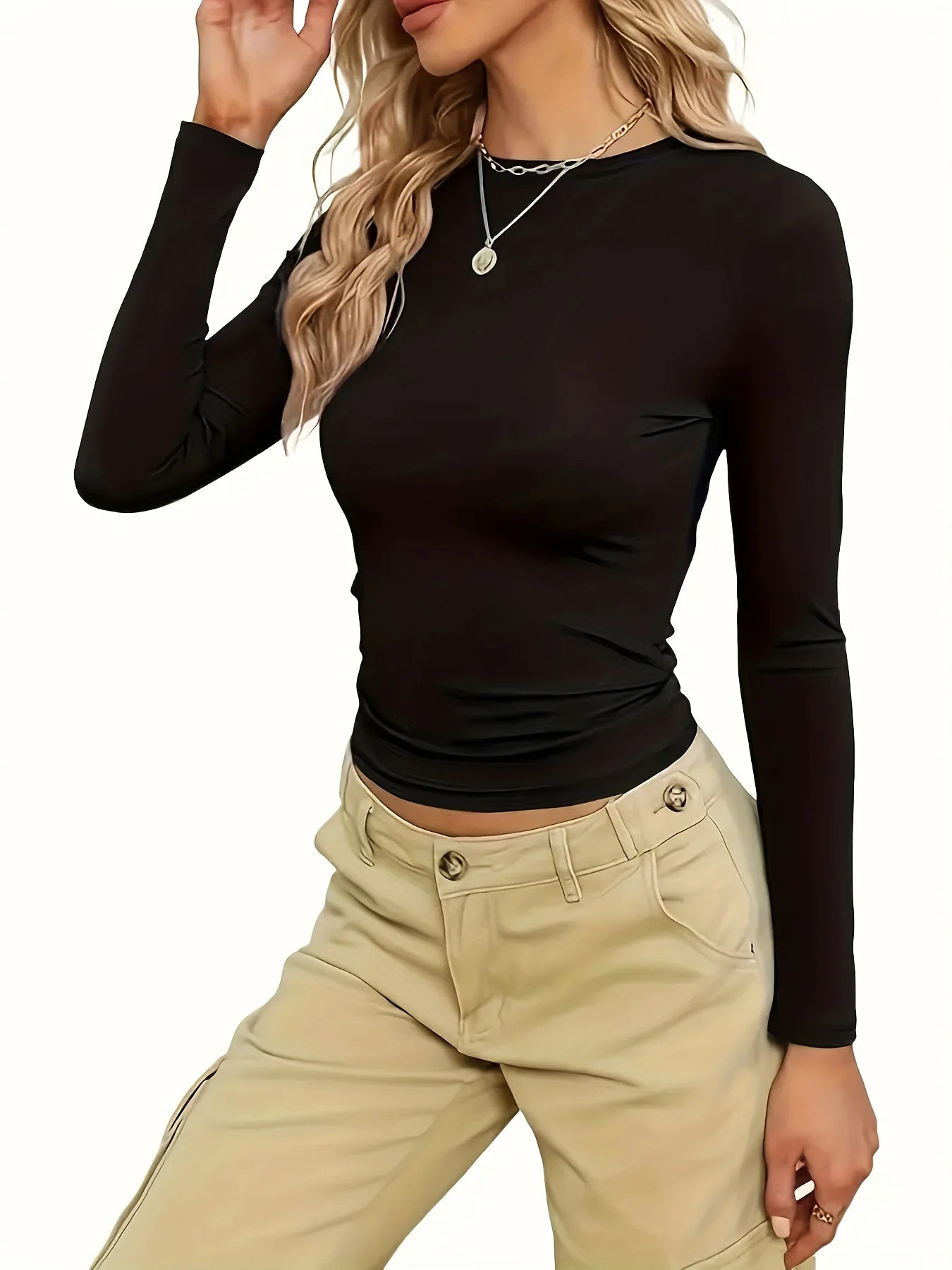 Solid color t-shirt with long sleeves